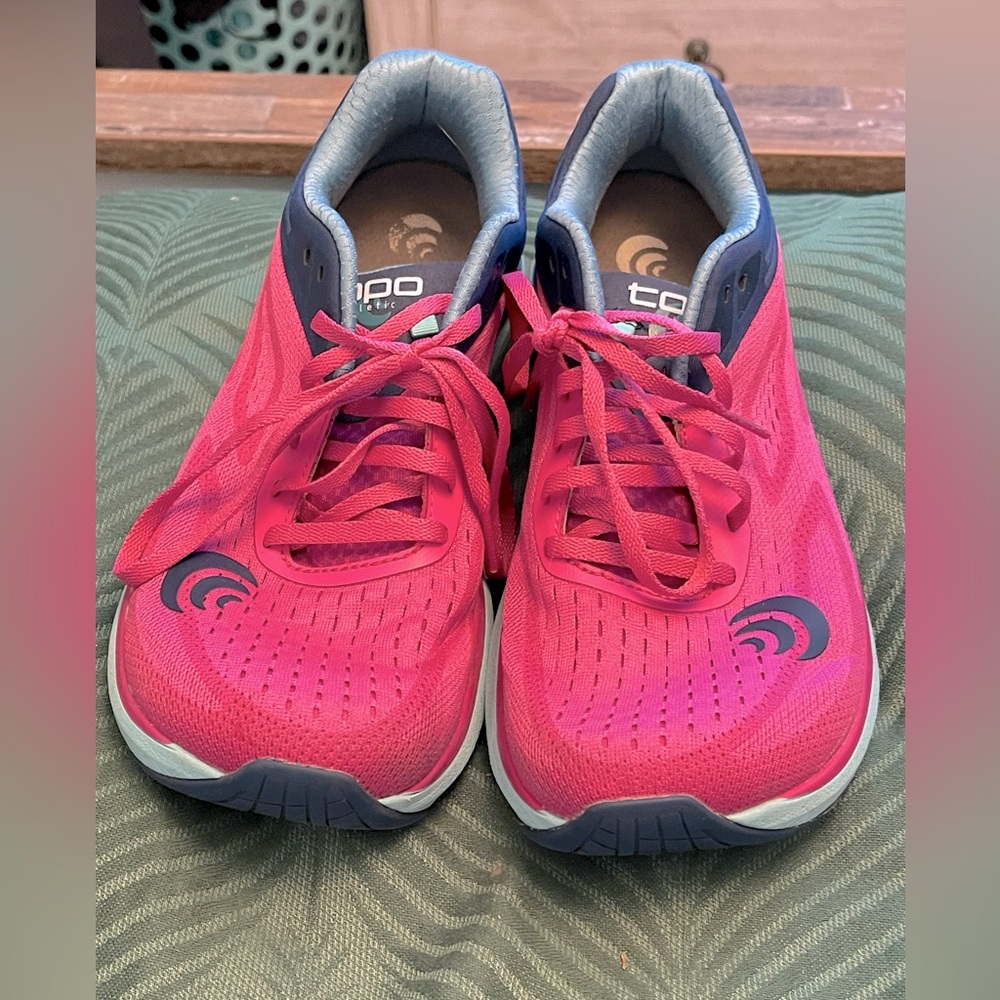 Topo Athletic Sneakers Ultrafly 3